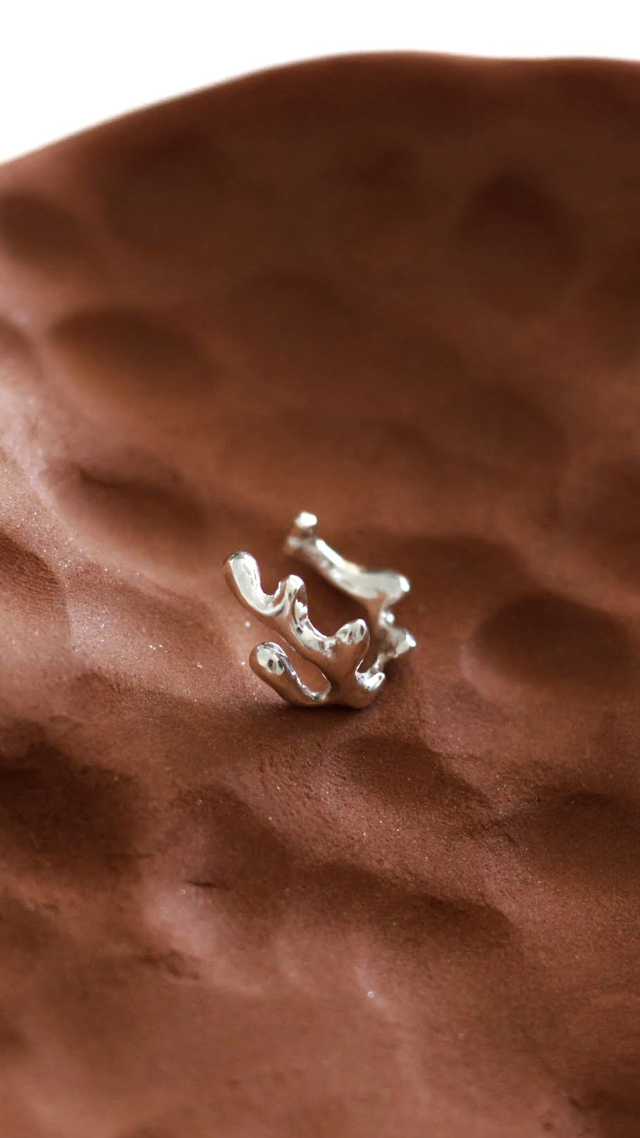Souvenirs Verna Ear Cuff